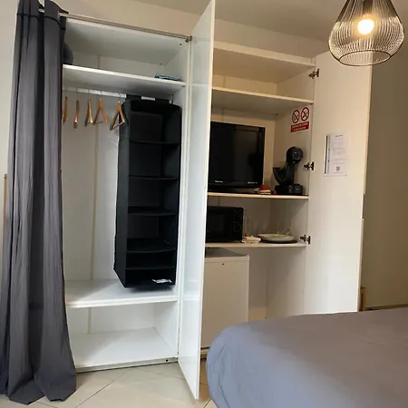 Confortable Avec Entree Independante - Parking & Acces Lille Facile *